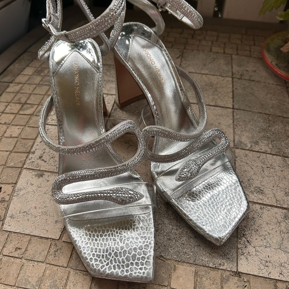 Antonio Melani Silver Crystal Embellished Heels sz 9.5 nwob - Picture 2 of 4